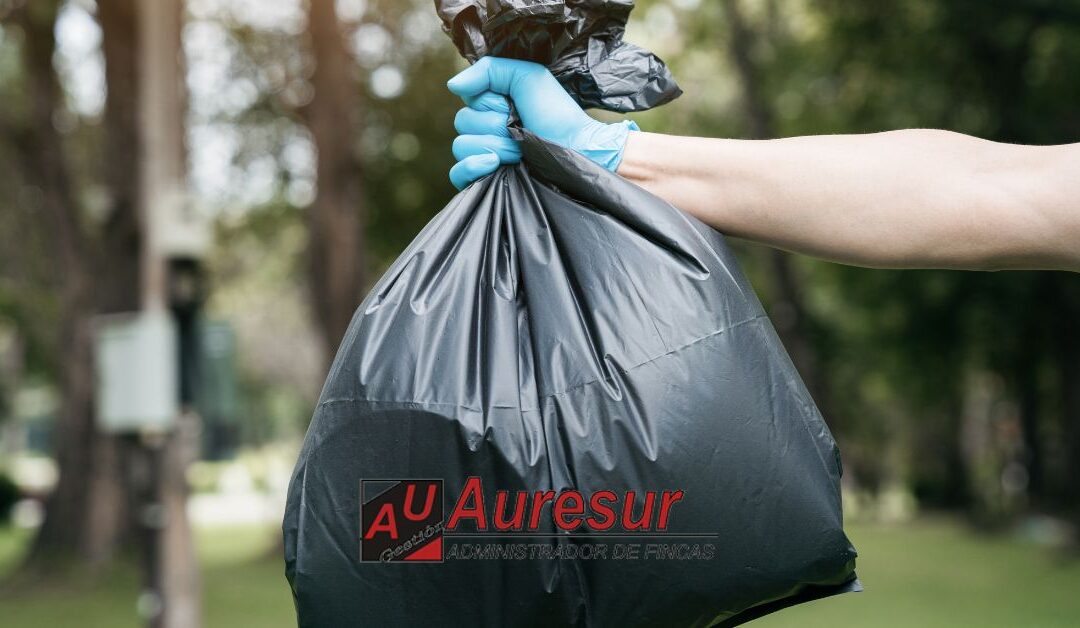 ¿Puede un conserje negarse a recoger la basura de los vecinos? Esto dice la ley